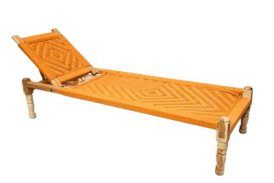 Ξαπλώστρα-Σεζλόνγκ με πλέξη μακραμέ cotton  σε πορτοκαλί χρώμα από ξύλο MANGO