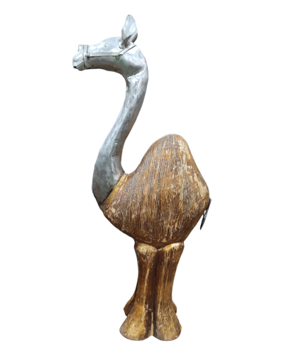 Διακοσμητική  καμήλα από μέταλλο και ξύλο με χρυσές και ασήμι λεπτομέρειες