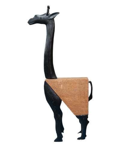 Διακοσμητική καμήλα απο ξύλο σε μαύρο-μπεζ χρώμα