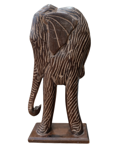 Διακοσμητικός ξύλινος ελέφαντας σε καφέ χρώμα με σκαλίσματα
