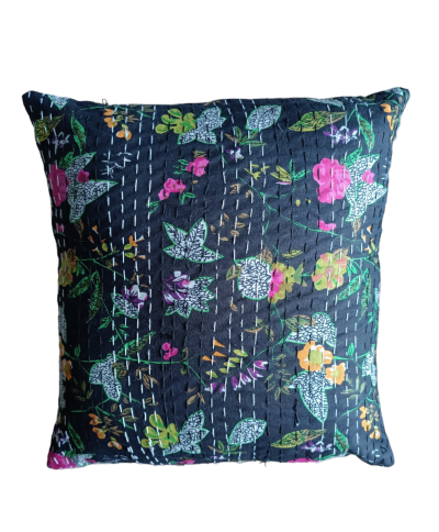 Διακοσμητικό χειροποίητο μαξιλάρι Kantha 40x40 μαύρο floral (με γέμιση)