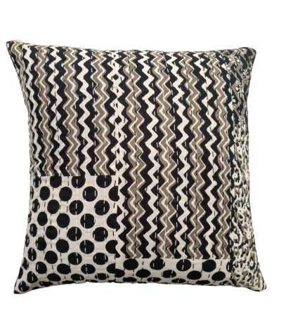 Διακοσμητικό μαξιλάρι Kantha 40x40 μαύρο με γεωμετρικά σχέδια (με γέμιση)