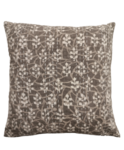 Διακοσμητικό μαξιλάρι Kantha 40x40 μπεζ με λουλούδια (με γέμιση)