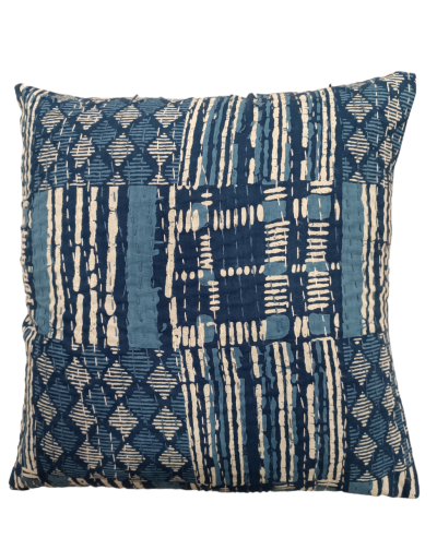Διακοσμητικό χειροποίητο μαξιλάρι Kantha 40x40 μπλε με γεωμετρικά σχήματα (με γέμιση) 