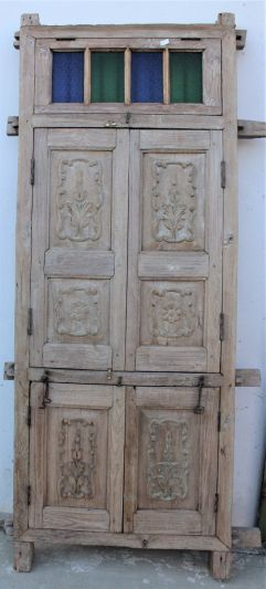 Πόρτα-Παράθυρο από μασίφ ξύλο με εγχάρακτα σχέδια